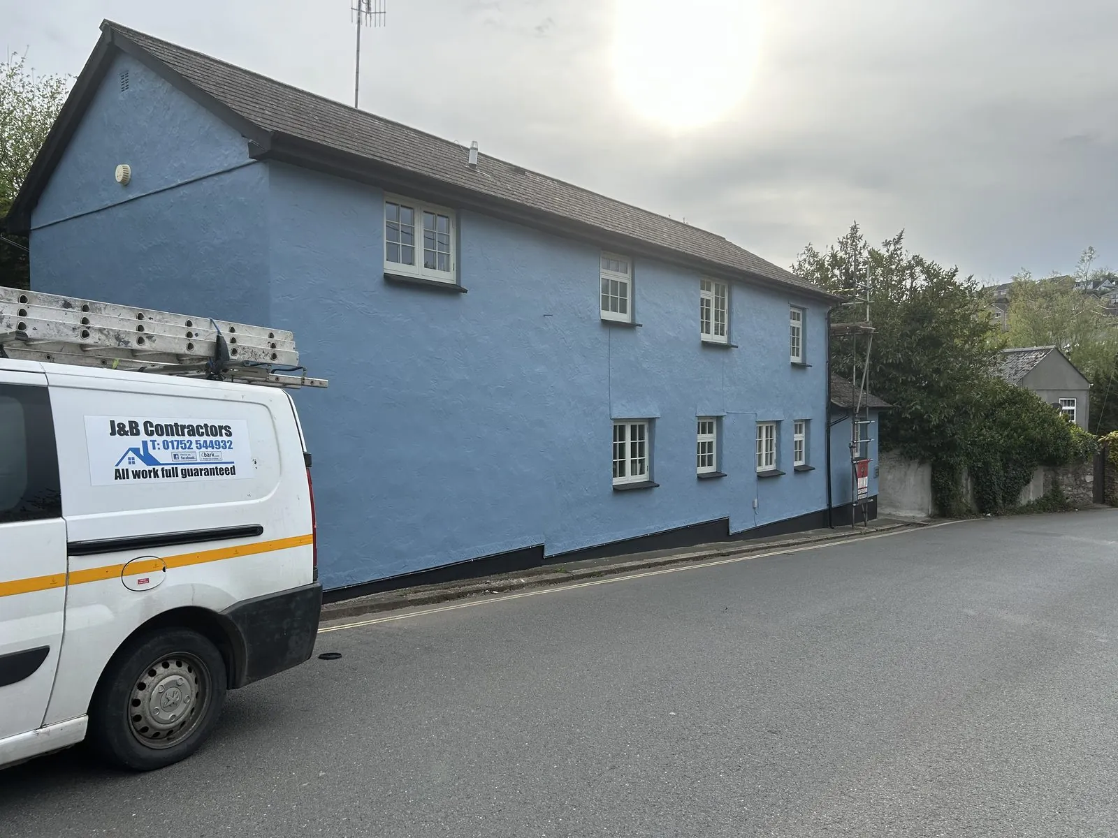 Exterior painting of a detached house in Launceston